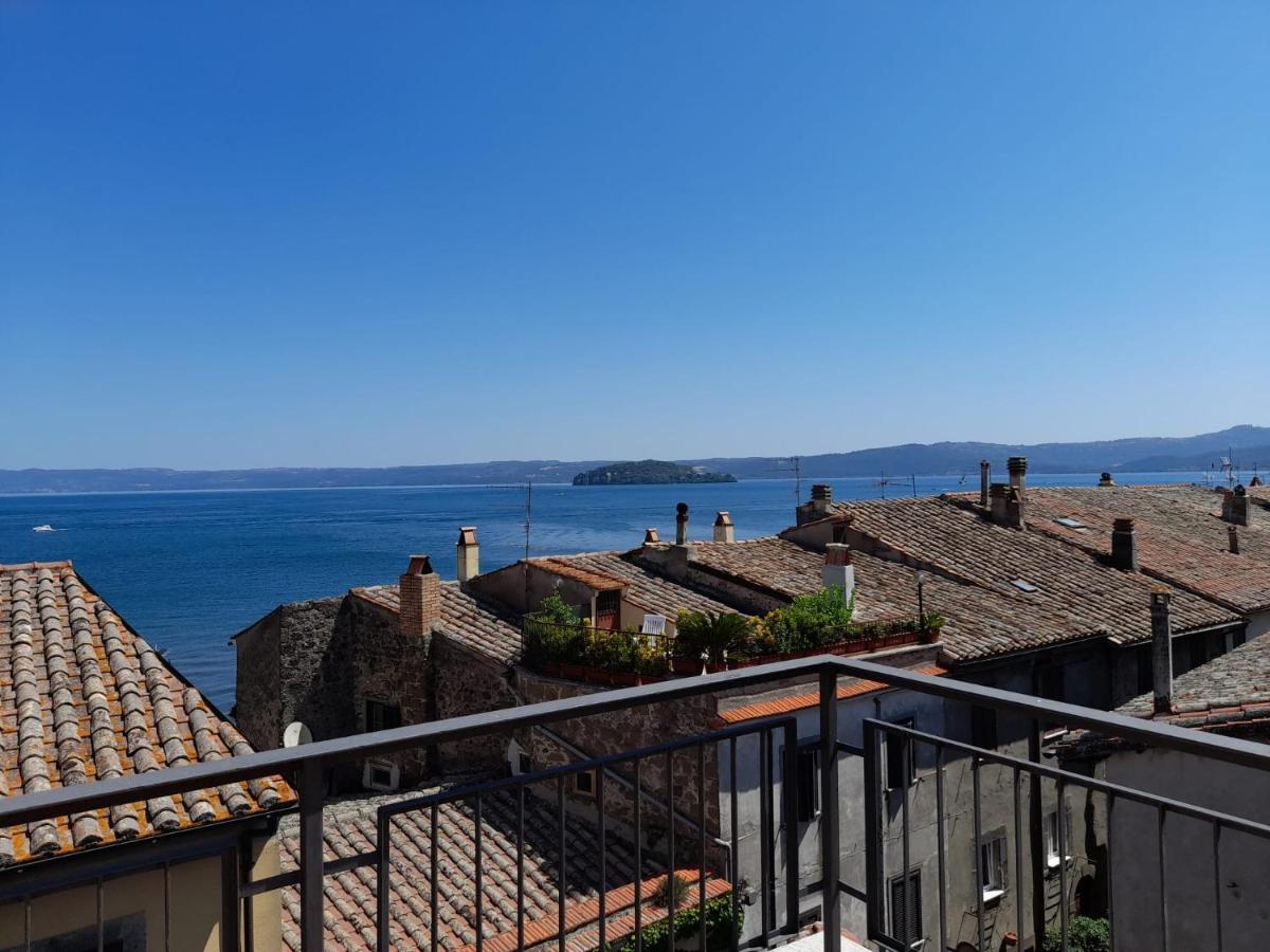 Mansarda Sul Lago A Marta Exteriér fotografie