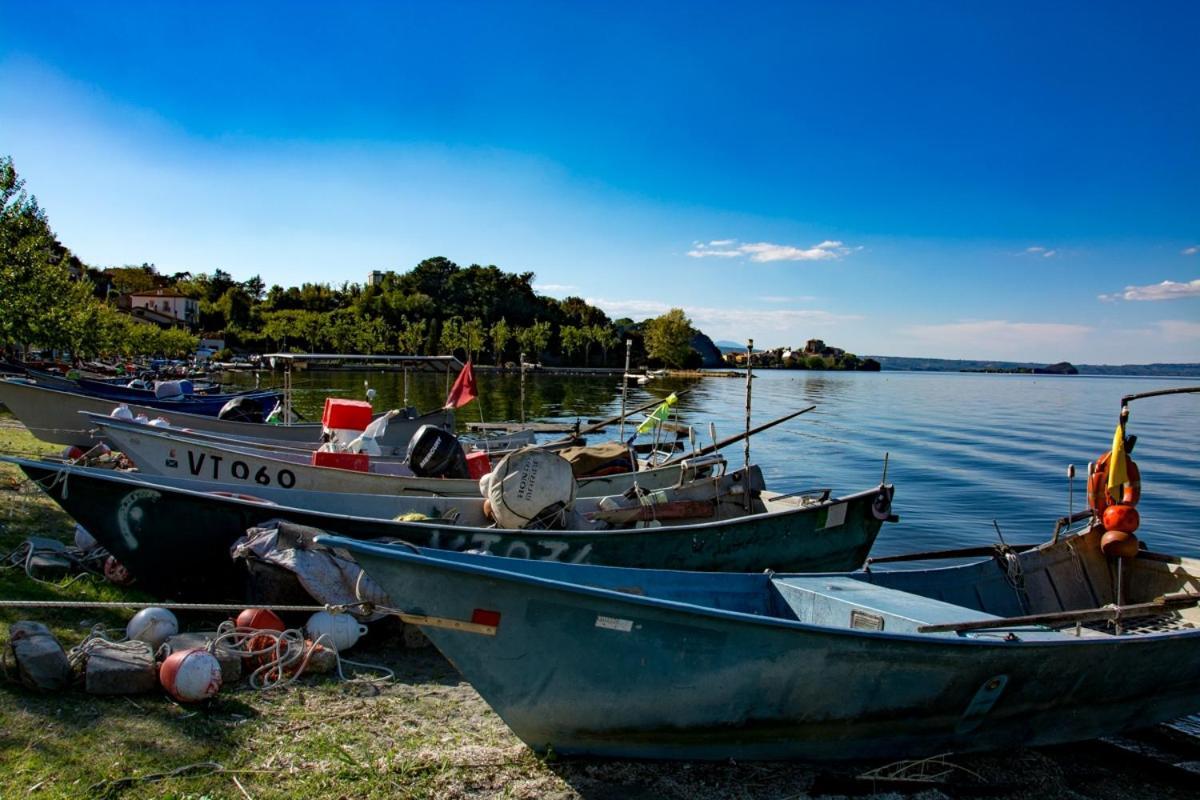 Mansarda Sul Lago A Marta Exteriér fotografie